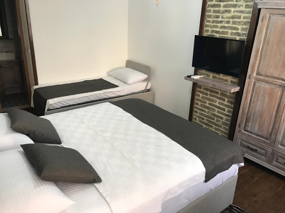 Ayshe Hotel Foça Esterno foto